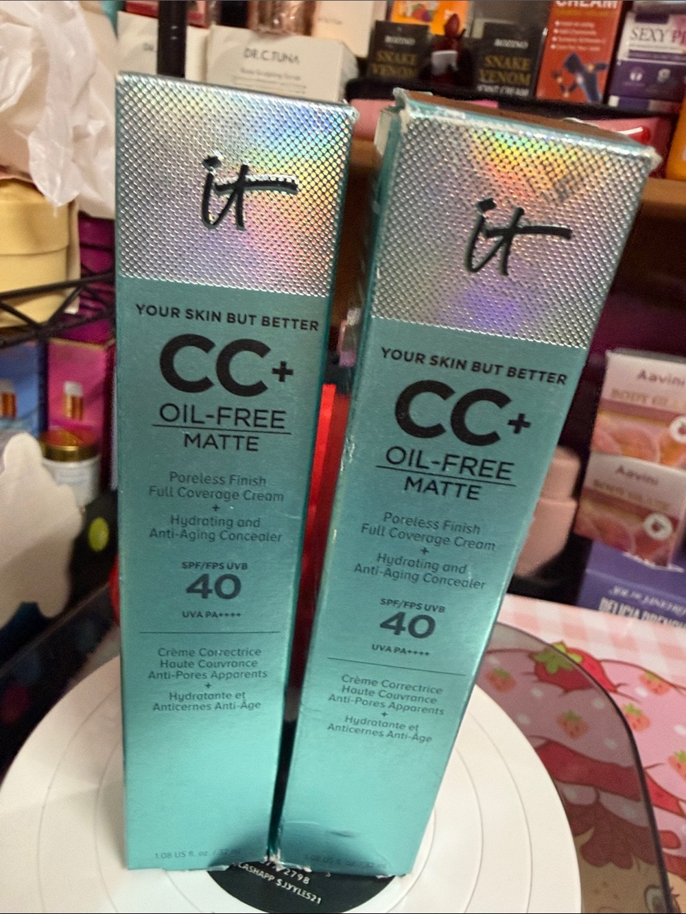It CC oil free matte
